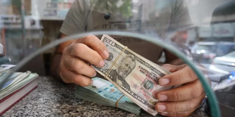 تسديد القروض وتجاوز الأزمات المالية